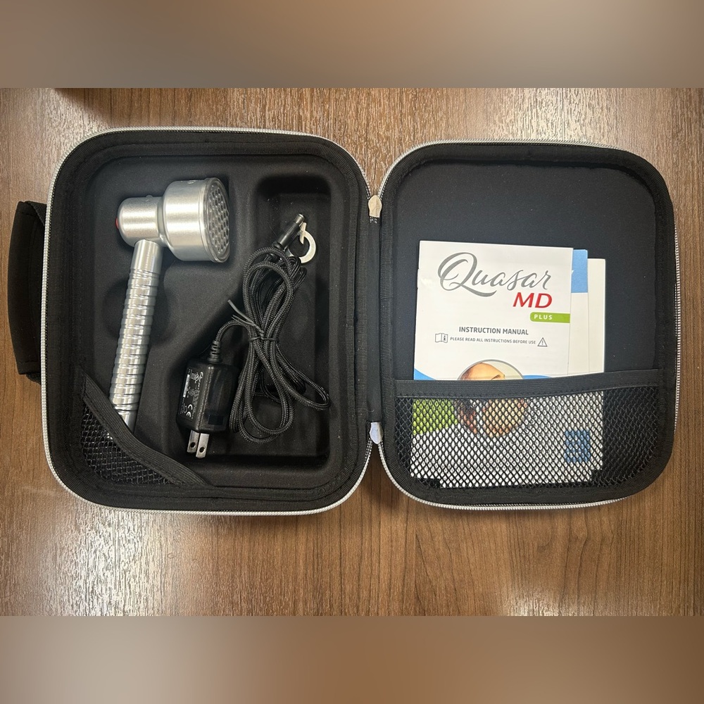 Quasar MD Plus Light Therapy Device